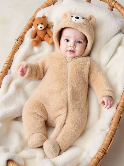SHEIN Newborn Baby Boy Winter Hooded Jumpsuit With Fluffy Bear Ears, Loose Fit Design, Suitable For Outdoor Walking, Casual Wear At Home, And Cozy Party Attendance Baby Jumpsuit, Adorable Bear-Themed Baby Boys Hooded Long Sleeve Jumpsuit In Soft Fabric For All-Day Warmth Baby Teddy Bear Outfit Baby Bear Outfit Baby Boy Overalls Baby Boy Jumpsuit Newborn Baby Clothes Baby Jumpsuit Newborn Unisex Clothes Baby Clothes Neutral Fall