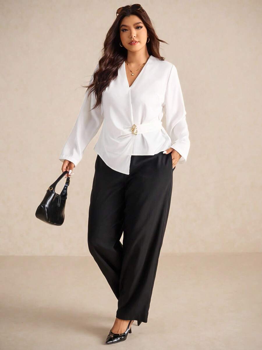 Elaquor Áo sơ mi tay dài cổ chữ V khóa kim loại màu trơn cỡ lớn - trắng - Xem 1