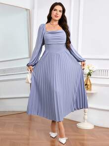 Modelyn Rochie cu mânecă lungă, plisată, în culoare solidă, mărime plus, cu guler pătrat - Albastru - Vizualizare 3