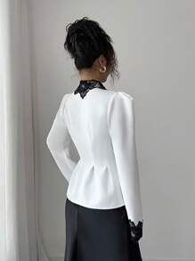 Elenzga 女士优雅时尚通勤休闲迷人复古浪漫假日长袖腰部聚拢A字下摆前开蕾丝花边纯色衬衫（蕾丝花边随机） - 白色 - 查看 2