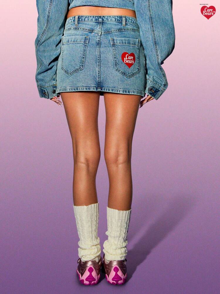 MISSGUIDED Retro Y2K Denim Mini Skirt High Rise Graphic Print Nostalgic Kawaii Streetwear 90s Fashion Skater Style Adorable Cartoon Casual Wear