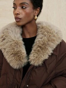 Aveloria Modichic Premium gepolsterter Mantel mit abnehmbarem Fellkragen, kurzer Stil, hochwertiger Wintermantel für Frauen - Kaffeebraun - Übersicht 3