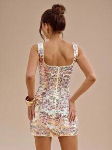 SHEIN BAE 优雅亮片花卉细肩带迷你连衣裙，缀饰花卉吊带裙，适合度假、音乐节、生日、早午餐、婚礼宾客装束、伴娘、秋冬 - 彩色 - 查看 2