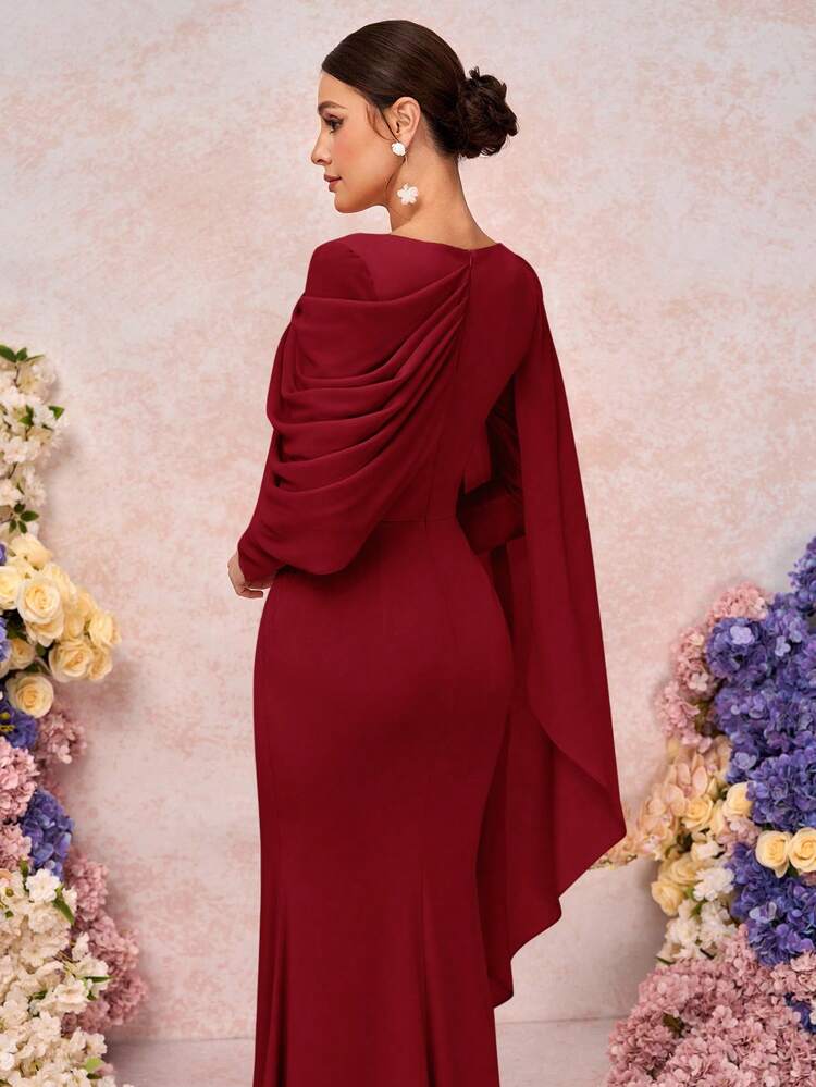 SHEIN Belle 优雅浪漫圆领长袖垂坠装饰侧褶美人鱼针织伴娘礼服 - 酒紅色 - 查看 2