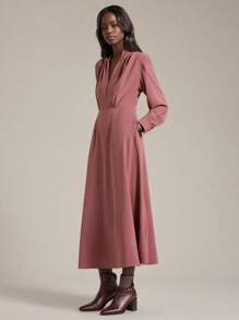 Ontre 优雅风格,极简设计,藕粉色,长袖,V领,合身廓形,喇叭形中长连衣裙,女士秋季连衣裙,休闲日常装,商务休闲波西米亚风度假装,夏季ins明星同款度假风,异国情调,乡村演唱会,西式服装,高档面料,舒适透气,女士休闲连衣裙女士中长连衣裙长袖中长连衣裙带袖中长连衣裙V领中长连衣裙优雅中长连衣裙,女士秋季连衣裙 - 藕粉色 - 查看 5