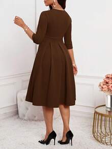 SHEIN Lady 春夏秋冬优雅办公室派对新年女士连衣裙 - 棕色 - 查看 2