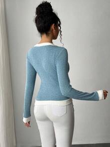 Selianne 新款拼接二合一V领修身长袖T恤，秋冬图案T恤女款春季上衣 - 彩色 - 查看 4