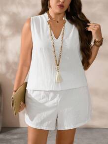 SHEIN CURVE+ Plus Size Women Elegant Casual Sleeveless Top And Shorts 2 Pieces Set