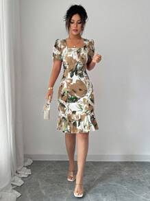 Elenzga 女式随机印花方领短袖连衣裙 - 卡其色 - 查看 6