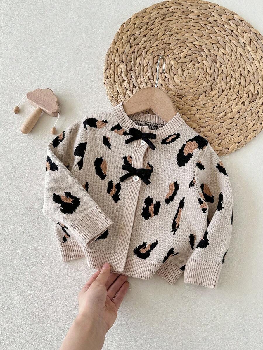 SHEIN Babygirl Casual Leopard Print Knitted Cardigan, Versatile For Autumn/Winter Baby Girl Leopard Cardigan Leopard Print Baby Sweater Baby Knitwear Infant Girl Clothes Leopard Print Baby Girl Fall Sweater - Camel - View 1