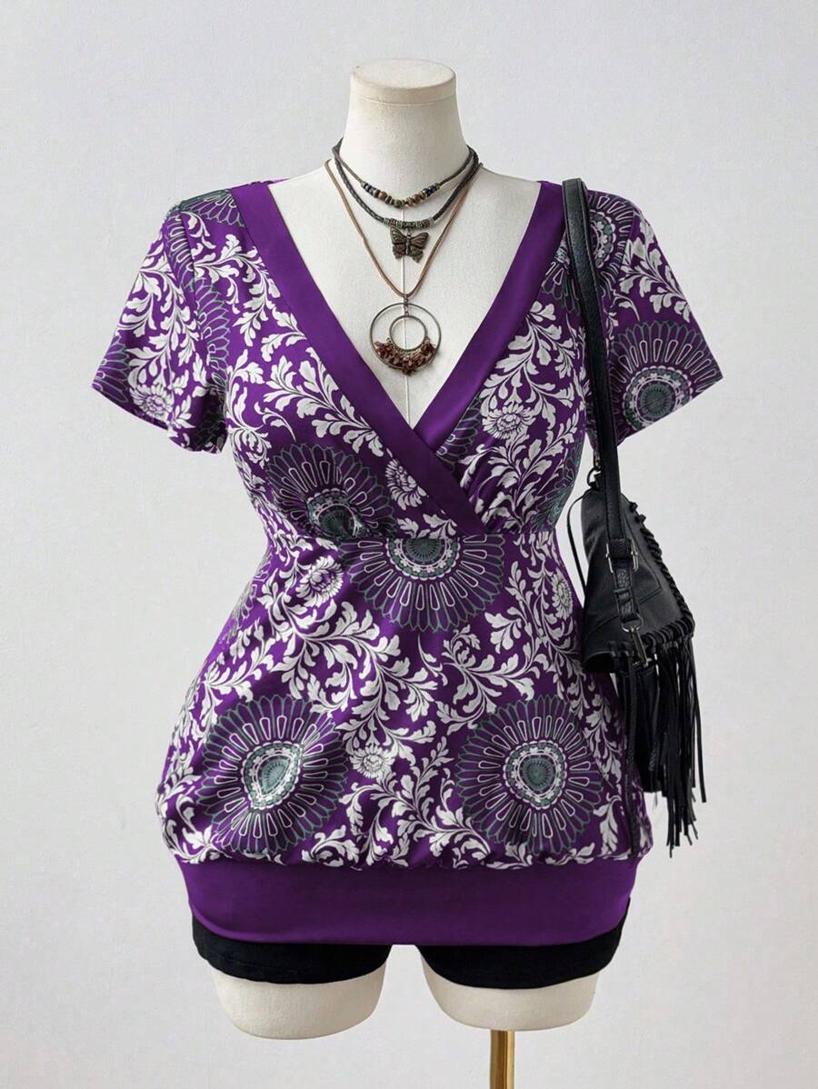 Sunspun 大码女式春夏短袖撞色图腾印花优雅复古休闲度假A字T恤 - 紫色 - 查看 1