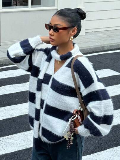 Muchica Women's Autumn New Striped V-Neck Loose Knit Cardigan With Scarf, Oversized Cardigan