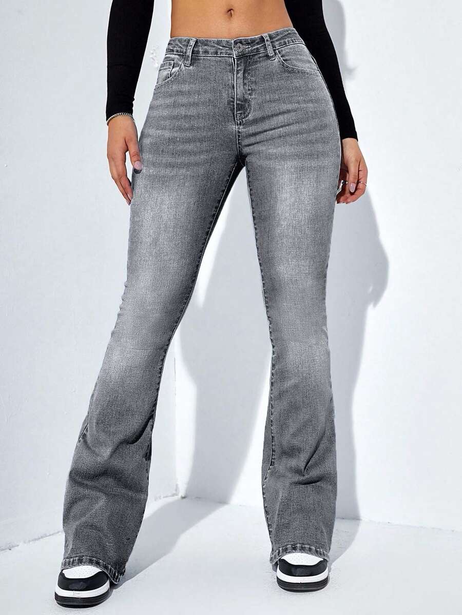 EURMUSE Women's Fashion Casual Pocket Flared Jeans - Light Grey - View 1