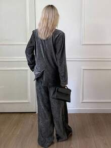 Livesso Women's V-Neck Loose Jacket And Casual Pants 2 Pieces Set - Grey - View 4