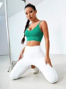 Easithlete Solid Sports Bra