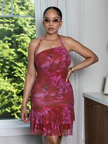 Melissa Matos Latest Design Printed Open Back, Metal Decor Waist, Flare Mini Dress - Red - View 5