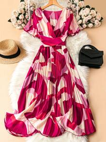 SHEIN Unity Court Retro  Plus Size Summer Casual All-Over Print V-Neck Pleated Dress - Multicolor - View 1