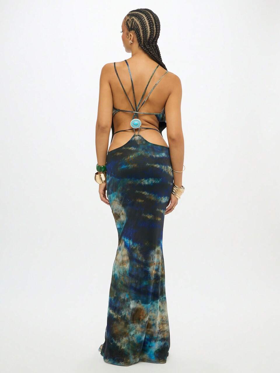 SUMWON Vestido Longo Maxie com Decote Halter Sem Costas, Recorte, Ajustado, Estampa Tie Dye, Vestido de Festa Comprido para Uso em Eventos e Baladas