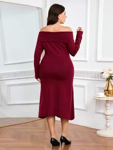 Modelyn 秋冬大码露肩花卉装饰优雅修身长款针织毛衣裙 - 酒紅色 - 查看 2