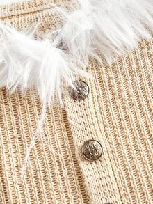 Skyraze 女式长袖杏色翻领露肩针织上衣，纽扣设计，时尚女式秋冬装 - 杏色 - 查看 3