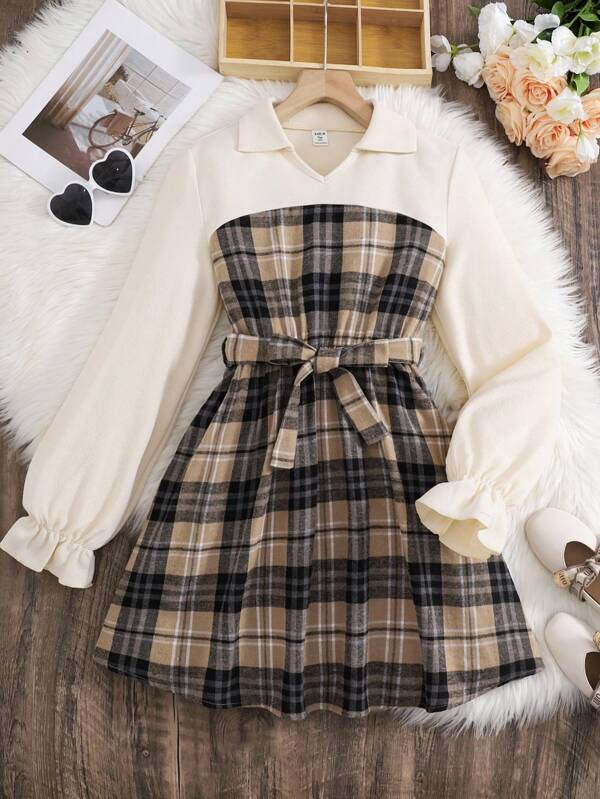 SHEIN Vestido de niña adolescente con mangas con volantes, cuello de camisa y cintura con lazo en tela a cuadros marrones, adecuado para la escuela, estilo vintage, Navidad y Año Nuevo. Vestido de bloque de color con lazo en la cintura y textura, adecuado para invierno, vacaciones, Nochevieja, estilo vintage, Navidad y Año Nuevo.