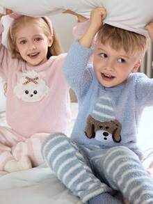 2pcs Young Boy Blue Cartoon Dog Embroidered Fleece Pajama Set,Winter Kids Plush Loungewear,Autumn,Family Matching Sleepwear For Kids Fall - Blue - View 3