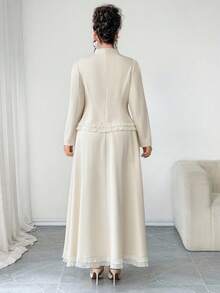 SHEIN Elenzya 加大码清爽梭织面料高领长袖不对称弧形开口金色纽扣装饰收腰 A 字下摆荷叶边修身衬衫 + 收腰伞形下摆荷叶边裙，优雅适合外出、通勤、聚会、约会，2 件套秋季女士服装 - 杏色 - 查看 2