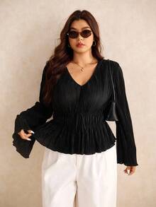 SHEIN Elaquor Áo thun nữ cổ chữ V tay dài vải họa tiết viền nhún bèo thời trang thường ngày cỡ lớn - màu đen - Xem 7
