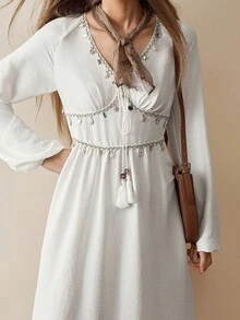 Florisole 度假休闲纯色吊坠装饰连衣裙 - 白色 - 查看 4