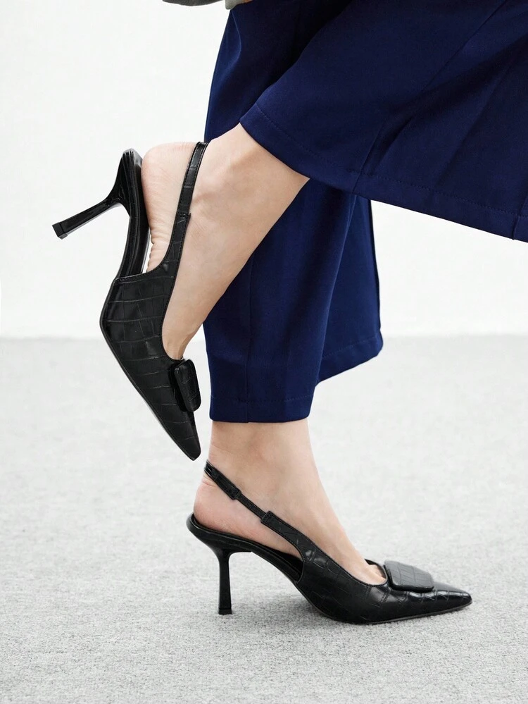 CUCCOO BIZCHIC 女性用メタルバックルベルト付き尖った先端ストレートヒールミッドヒールパーソナライズされたコミューター クールガール ストリート バイク パンクロック ブラックエナメル PUレザー バックレス ハイヒールミュール ファッションブロガーコーデ オフィスウェア