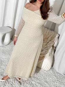 Auralis Vestido largo elegante con cuello asimétrico para mujer de talla grande