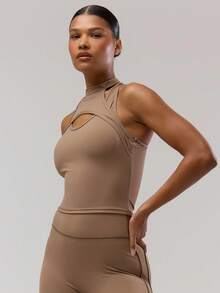 Musera Sport 运动镂空细节背心 跑步运动健身服 沙漠跑者健身 - 巧克力棕 - 查看 3