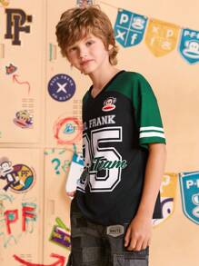 Paul Frank X SHEIN 青少年男孩运动休闲字母和数字印花 V 领短袖 T 恤，黑色和绿色