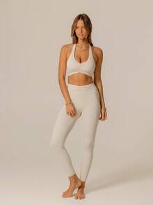 Aralina 休闲装露背褶饰短款上衣。可爱的夏季上衣，非常适合女士夏季度假装和机场装 - 杏色 - 查看 5