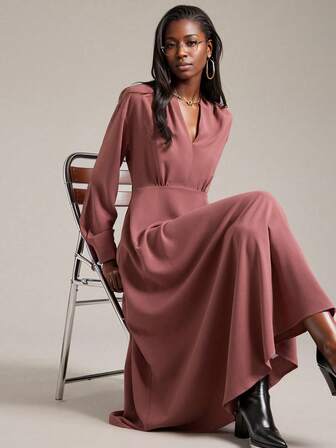 Ontre Elegant Style, Minimalist Design, Lotus Root Pink, Long Sleeve, V-Neck, Fitted Silhouette, Flared Midi Dress, Women's Autumn Dress, Casual Everyday Wear, Business Casual Bohemian Style Vacation Wear, Summer Ins Celebrity Same Style Vacation Style, Exotic Atmosphere, Country Concert, Western Style Clothing, High-Grade Fabric, Comfortable And Breathable,Casual Dresses For Women Women Midi Dress Long Sleeve Midi Dress Midi Dress With Sleeves V-Neck Midi Dress Elegant Midi Dress,Fall Dresses For Women