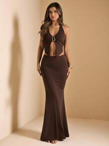 SHEIN BAE 1. Bộ 2 món áo hở lưng cổ yếm khóa kim loại gợi cảm dành cho nữ mùa xuân/hè & chân váy dệt kim cạp vừa/thấp viền đuôi cá, trang phục màu nâu, bộ đồ đi nghỉ, bộ đồ dệt kim hở lưng - màu nâu - Xem 5