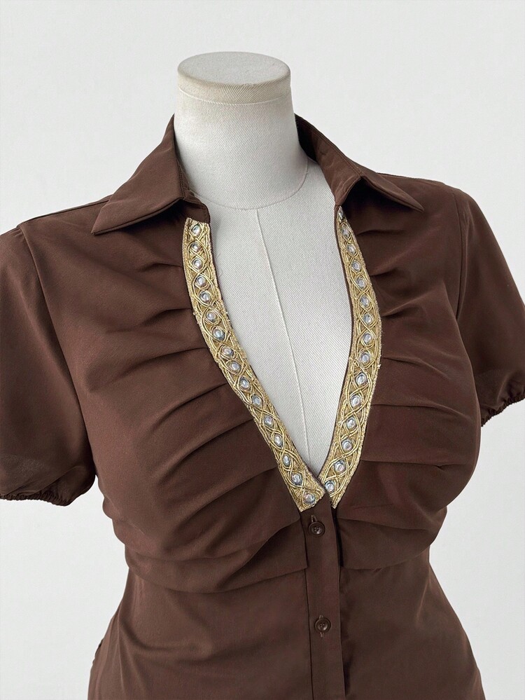 Sunspun Minimalist V-Neck Ruffle Trim Fitted Solid Color Blouse - Brown - View 4