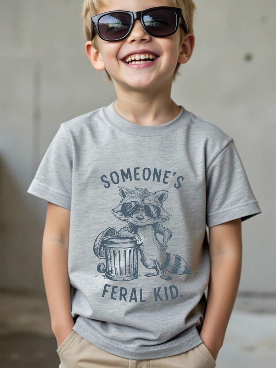 SHEIN Young Boys' Casual Comfortable Fashion Cute Mischievous Raccoon Wearing Sunglasses & "Someone's Feral Kid" Graphic Short Sleeve Crew Neck T-Shirt Boys Animal T-Shirt Cute Graphic Tee Gray T-Shirt - Grey - View 1