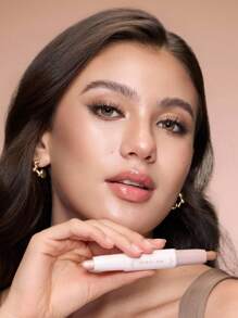 SHEGLAM 2-In-1 修容提亮棒-Brown Sugar 品牌 美容 化妝 化妝品 適合女性與女孩 完美搭配冬季 Y2K 時尚 流行 生日禮物 假期 派對準備就緒 最佳顏色 - Brown Sugar - 查看 5