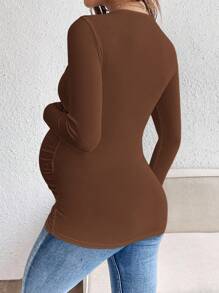 SHEIN 孕妇纯色褶皱领口长袖修身休闲T恤 - 咖啡棕 - 查看 2