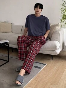 DAZY Navy Plaid Pants And T-Shirt Men's Loungewear Set, Spring/Summer Pajama - Navy Blue - View 3