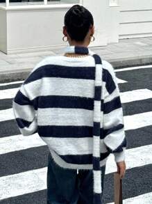 Muchica 女士秋季新款条纹V领宽松针织开衫（配围巾） - 藍白色 - 查看 3