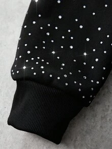 Manfinity Roghcode 男士星空渐变闪亮水钻装饰黑色连帽衫，钻石连帽衫，黑色水钻连帽衫，2000 年代风格 - 黑色 - 查看 2