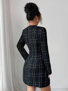 Elenzga 女式格子圆领长袖金属单排扣优雅短款连衣裙 - 黑色 - 查看 2