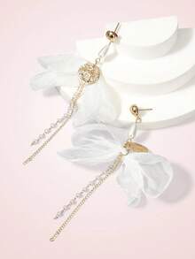 SHEIN MOD 优雅珍珠流苏欧根纱蝴蝶结耳环 - 白色 - 查看 2