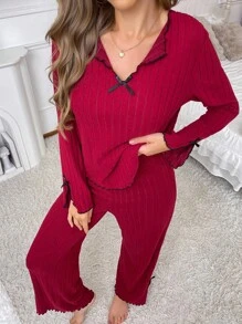 SHEIN 2件套蝴蝶结装饰撞色罗纹针织女式休闲长袖上衣和裤子套装，秋冬服装，舒适套装，圣诞节 - 酒紅色 - 查看 2