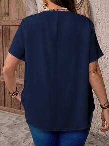 EMERY ROSE 加大码 V 领褶饰夏季短袖休闲纯色上衣，乡村休闲度假，简约时尚，适合日常穿着，海军蓝衬衫，女士 V 领衬衫，适合初秋、外出、西部、女性度假、教师 - 藏蓝色 - 查看 2