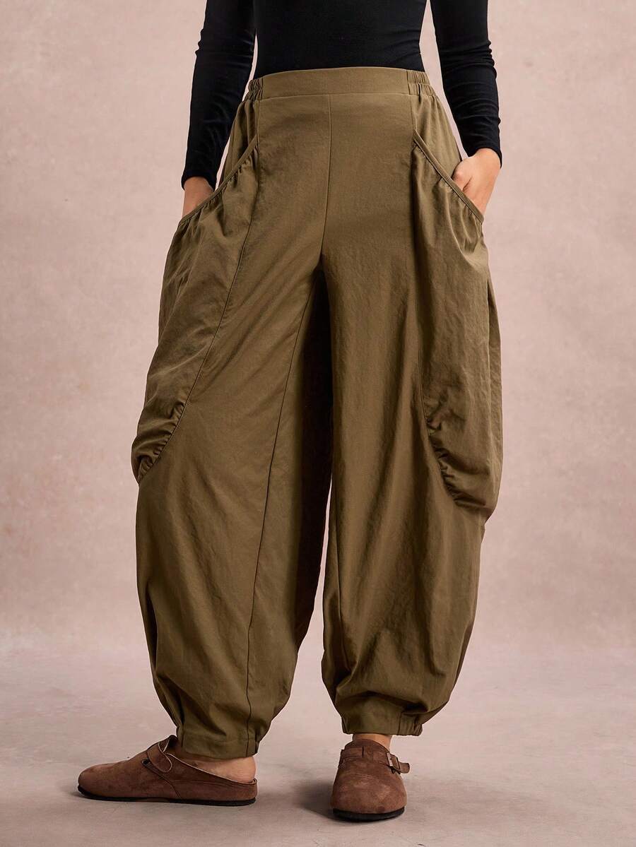 Freevana 大码女式纯色宽松口袋抽绳九分裤 - 軍綠色 - 查看 1