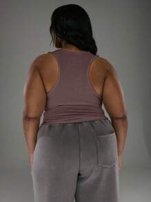 MUSERA 大码深V领吊带背心，适合日常、街头风、Y2K、2000年代风格、基础款、节日、派对、春夏休闲度假等场合。 - 紫紅色 - 查看 3