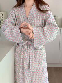 1 件 Ditsy 花卉 V 领甜美风格睡袍，春秋格子印花长袖浴袍，高端家居服适合日常居家、度假、户外、酒店，是洗完澡后回到学校居家和度假的理想选择 - 彩色 - 查看 5
